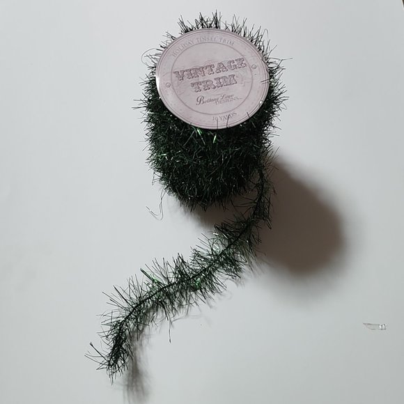Bethany Lowe Vintage Style Tinsel Garland on Paper Spool - Green - Picture 1 of 2